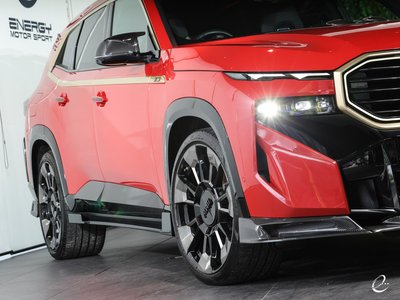 2024 BMW XM 缩略图 17