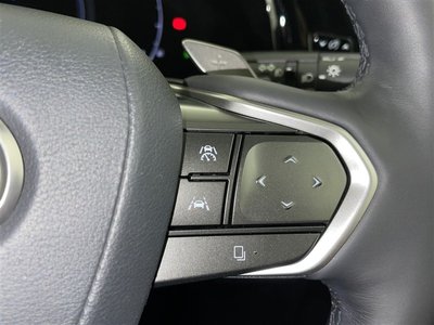 صورة مصغرة 10 لـ 2025 Lexus NX