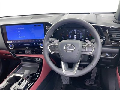 صورة مصغرة 7 لـ 2025 Lexus NX