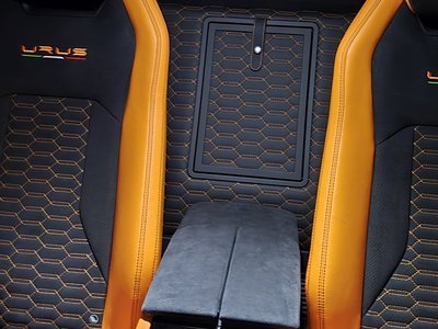 صورة 3 لـ 2021 Lamborghini URUS
