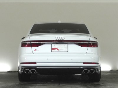 2025 AUDI S8 — фото 13