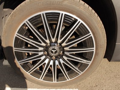 MERCEDES-BENZ GLB - 2