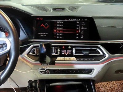 2022 BMW X7 — миниатюра 11