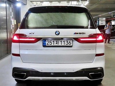 2022 BMW X7 照片 6