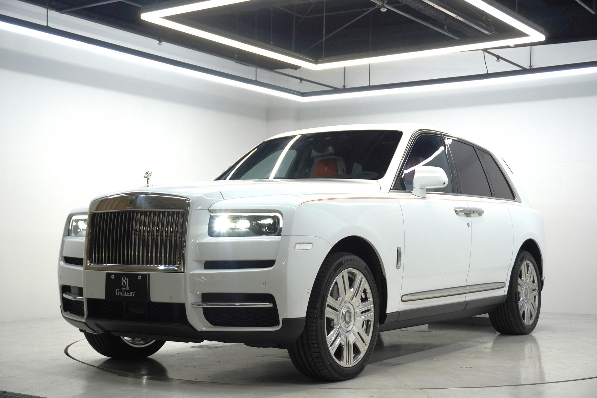 ROLLS ROYCE CULLINAN - View 1