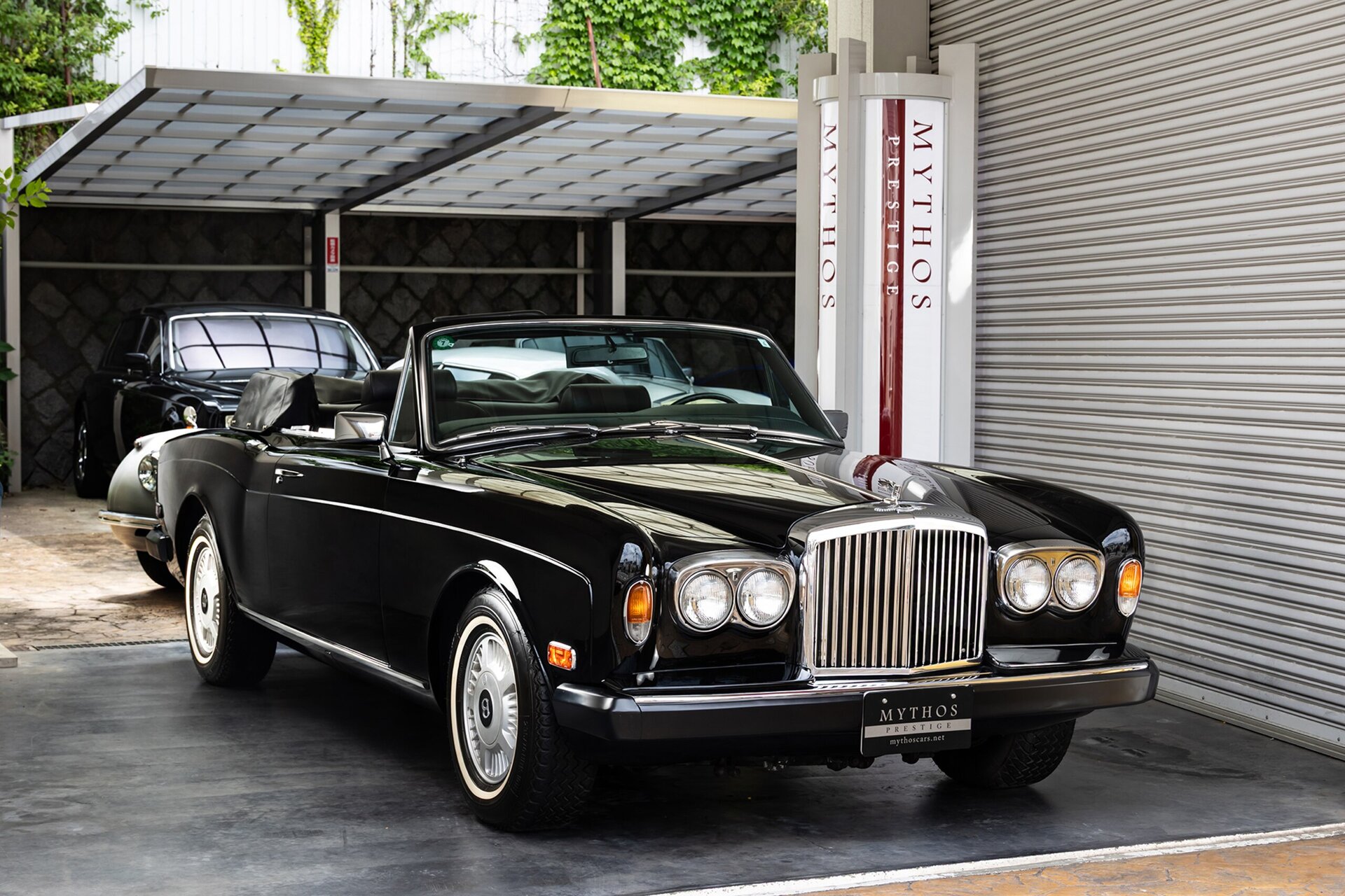 BENTLEY CORNICHE - View 1