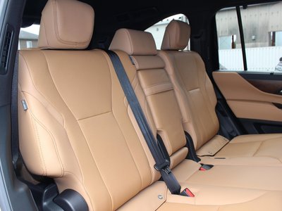 صورة مصغرة 32 لـ 2025 Lexus LX