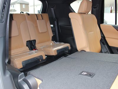 صورة مصغرة 35 لـ 2025 Lexus LX