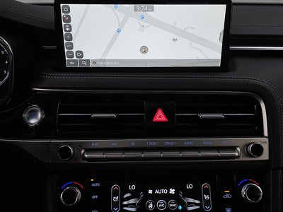 2024 Genesis THE NEW G70 — миниатюра 20
