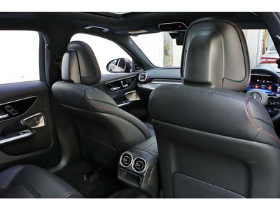 2023 Mercedes-BENZ C-CLASS AMG thumbnail 40