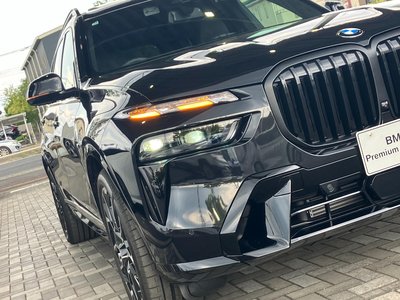 2025 BMW X7 缩略图 11