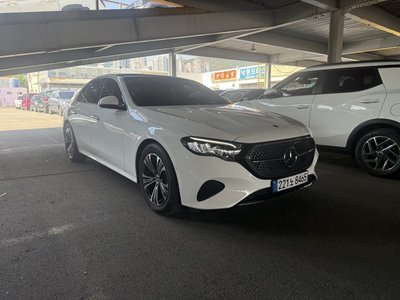 MERCEDES-BENZ E-CLASS - 1