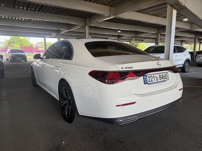MERCEDES-BENZ E-CLASS - 4