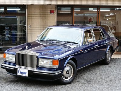 ROLLS-ROYCE SILVER SPIRIT