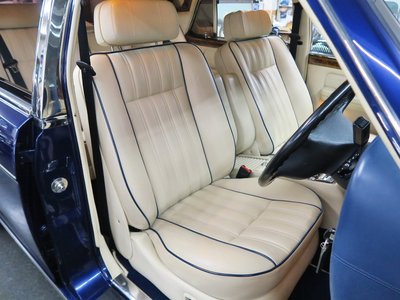 ROLLS-ROYCE SILVER SPIRIT - 8