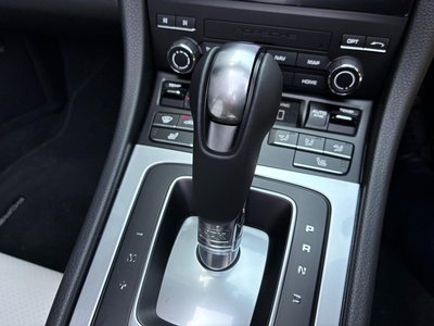 صورة مصغرة 34 لـ 2025 Porsche 718