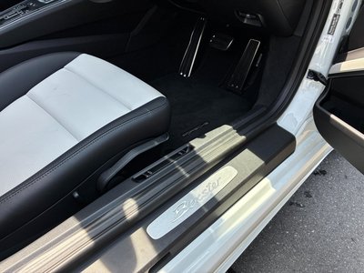 صورة مصغرة 19 لـ 2025 Porsche 718