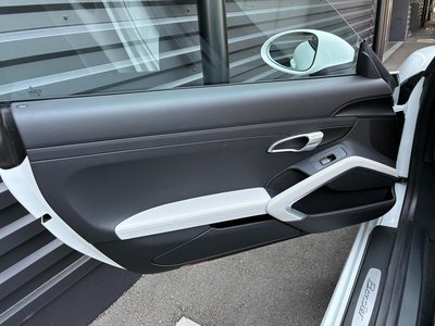 صورة مصغرة 36 لـ 2025 Porsche 718
