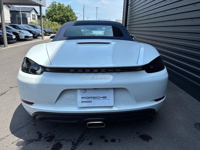 صورة 8 لـ 2025 Porsche 718