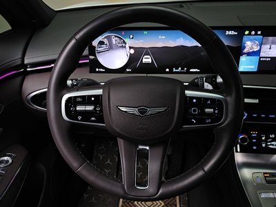 2024 Genesis GV70 — миниатюра 13