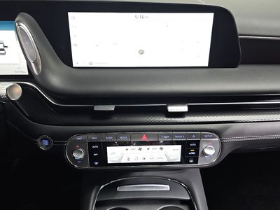 2022 Genesis G90 (RS4) — миниатюра 18