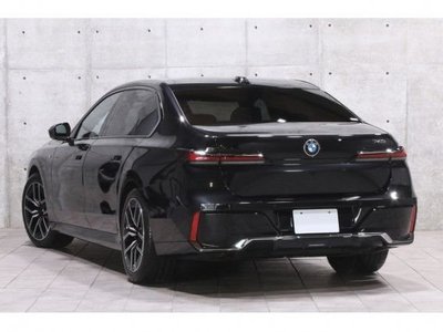 BMW 7 SERIES - 5