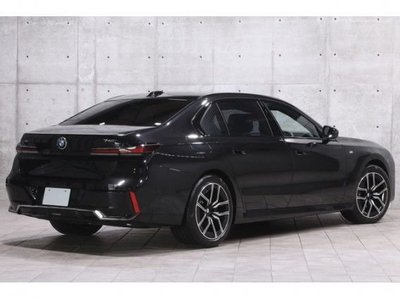 BMW 7 SERIES - 2