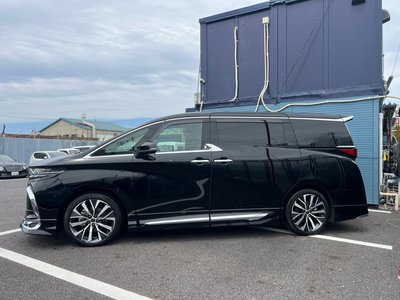 TOYOTA ALPHARD - 3