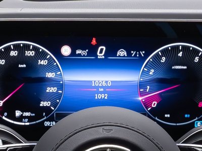 MERCEDES-BENZ GLS - 8