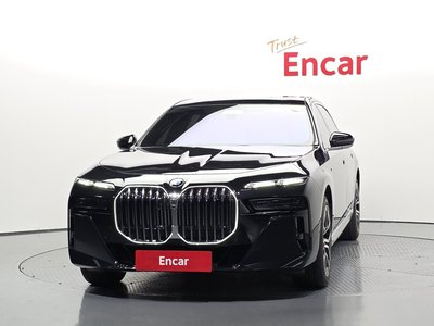 BMW 7 SERIES - 2
