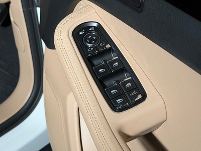2019 Porsche MACAN 缩略图 15