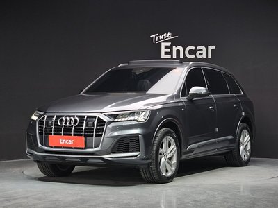 AUDI Q7 - 1