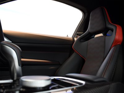 صورة مصغرة 13 لـ 2024 BMW M4 COUPE