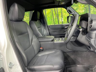 TOYOTA LAND CRUISER 250 - 8