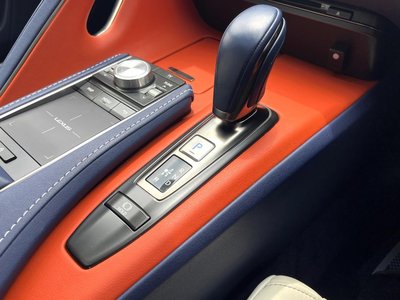 2017 Lexus LC thumbnail 53