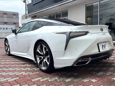 2017 Lexus LC thumbnail 24