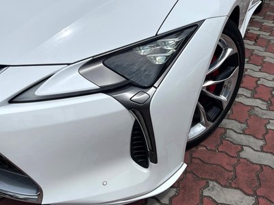 2017 Lexus LC thumbnail 12