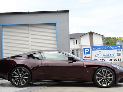 2018 Aston Martin DB11 — фото 5