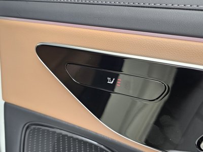 2025 Mercedes-BENZ E-CLASS — миниатюра 24