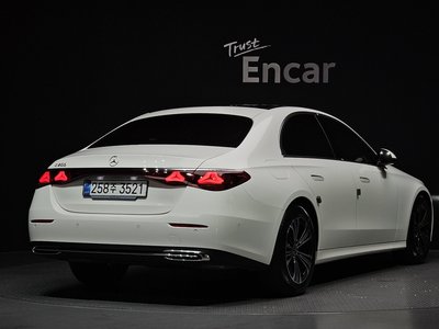 2025 Mercedes-BENZ E-CLASS — фото 5