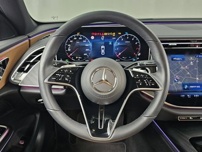 2025 Mercedes-BENZ E-CLASS — миниатюра 19