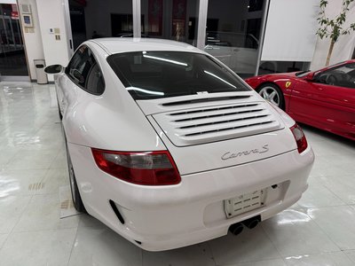 PORSCHE 911 - 8