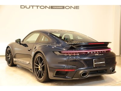 PORSCHE 911 - 10
