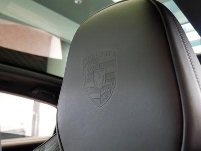PORSCHE CAYENNE - 9