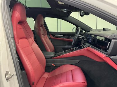 PORSCHE PANAMERA - 4