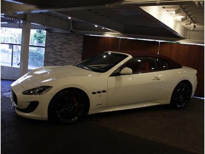 2013 Maserati GRANCABRIO thumbnail 19