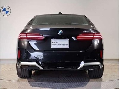 صورة 5 لـ 2026 BMW 5 SERIES