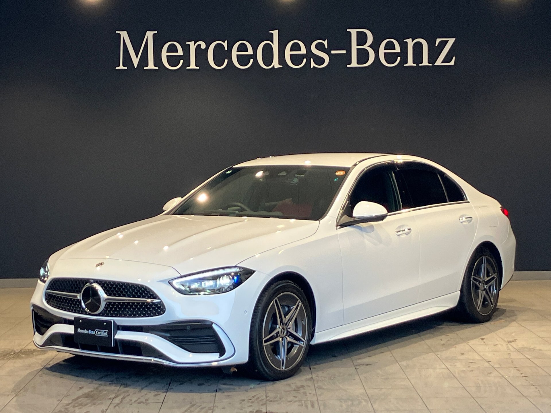 MERCEDES-BENZ C-CLASS - View 1