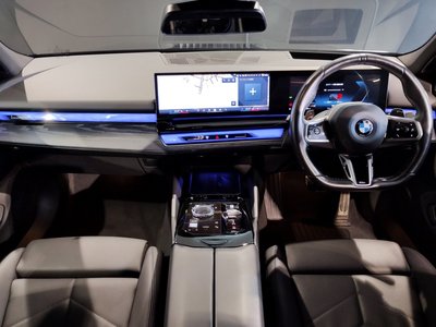 2024 BMW 5 SERIES 缩略图 12