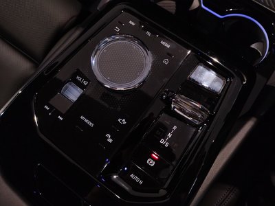 2024 BMW 5 SERIES 缩略图 16